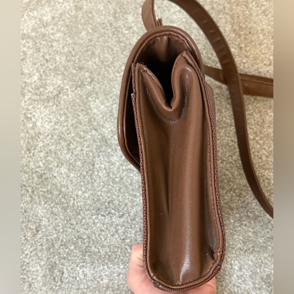 Vtg Field Manor Brown Small Crossbody Bag Casual Textured Minimalist - Picture 9 of 10